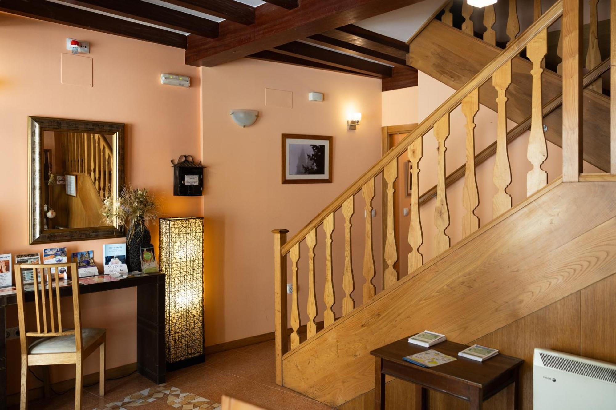 Pr Badalada Hotel Santiago de Compostela Bagian luar foto