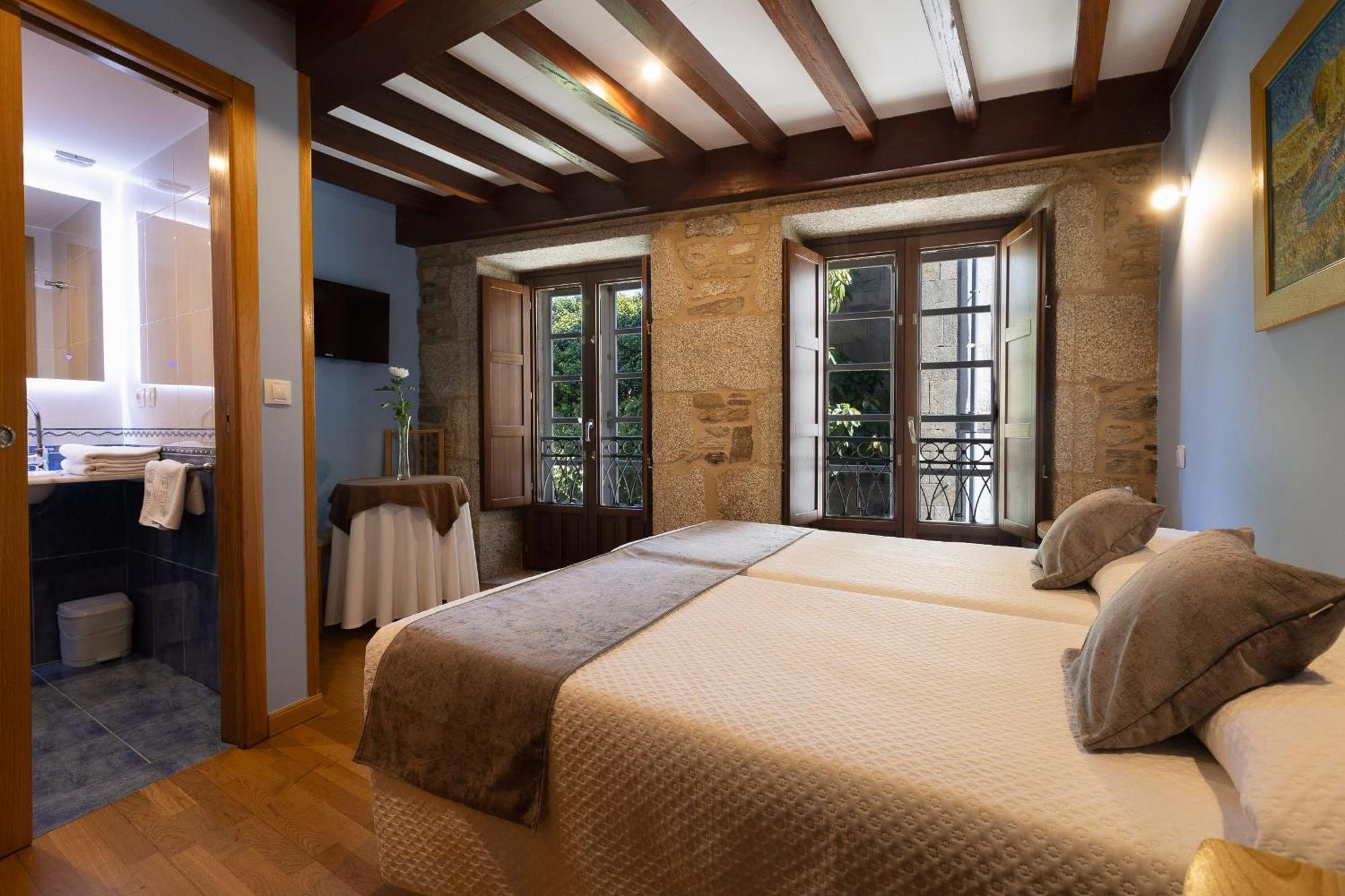Pr Badalada Hotel Santiago de Compostela Bagian luar foto
