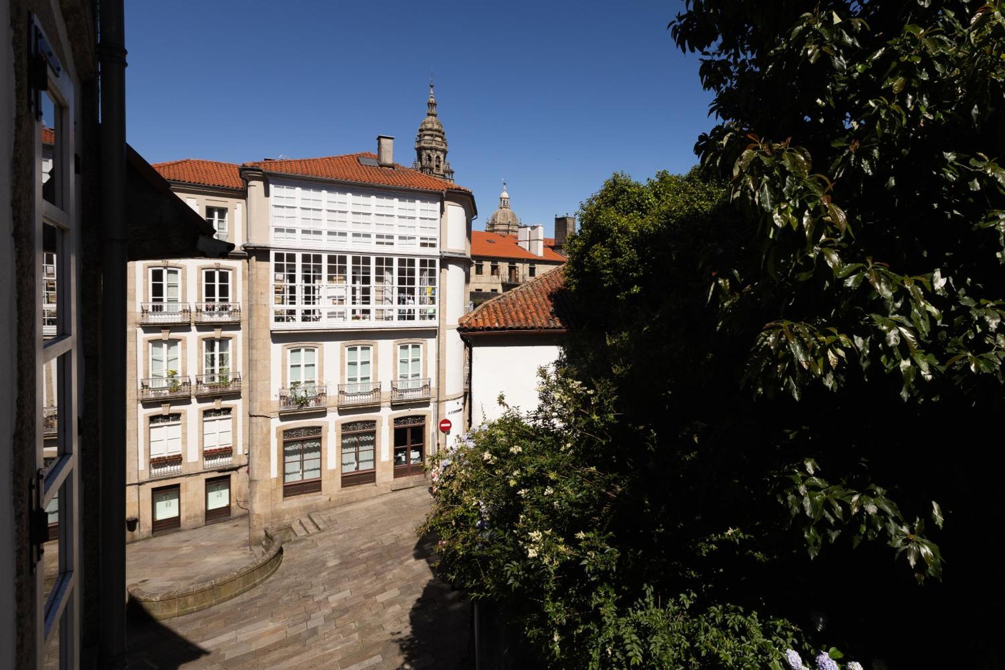 Pr Badalada Hotel Santiago de Compostela Bagian luar foto