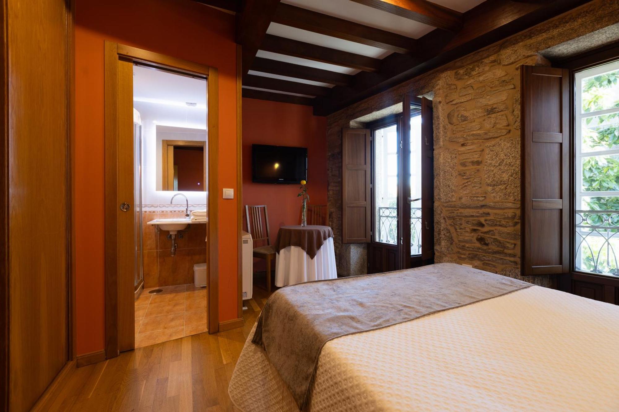 Pr Badalada Hotel Santiago de Compostela Bagian luar foto