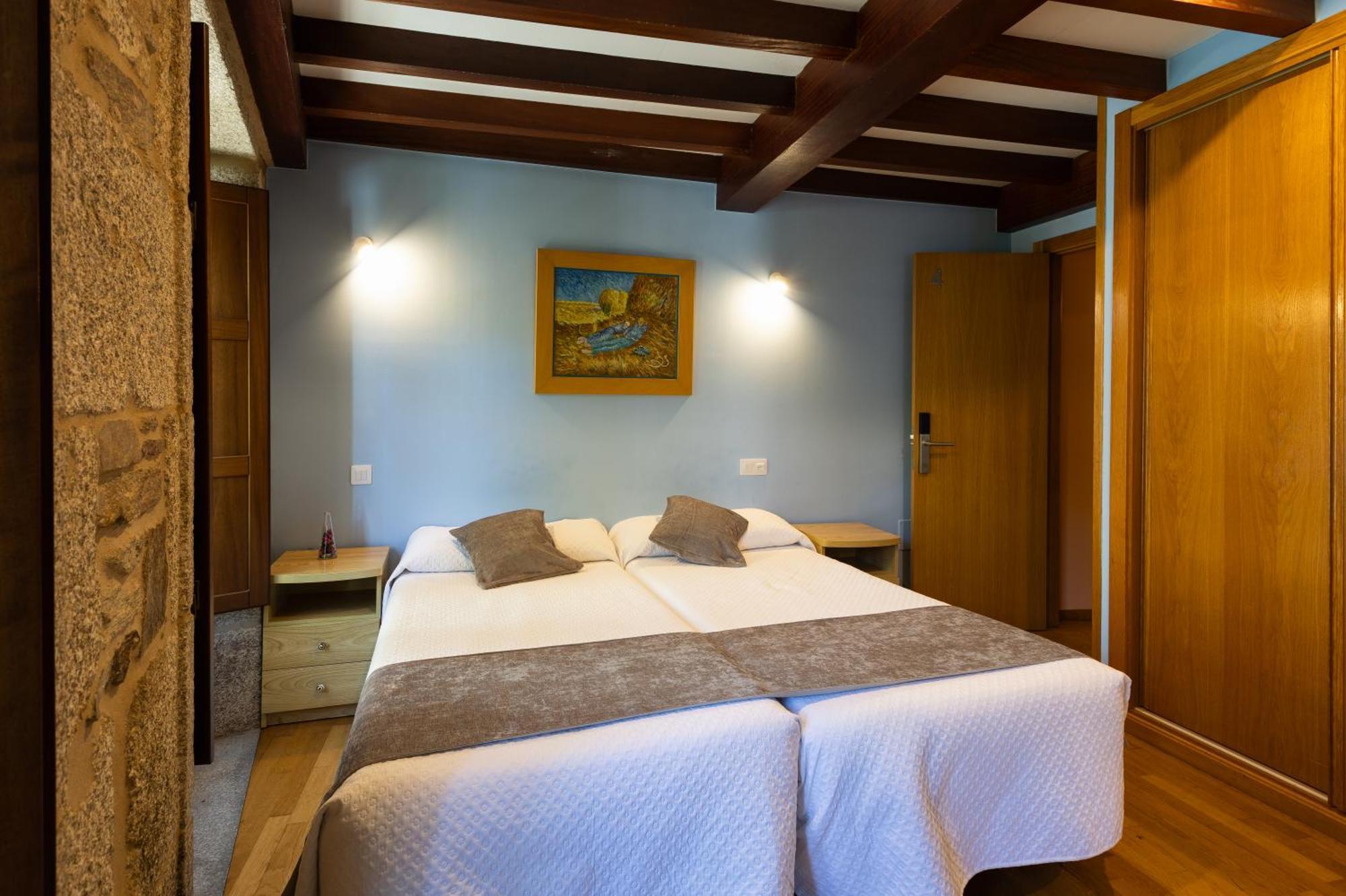 Pr Badalada Hotel Santiago de Compostela Bagian luar foto
