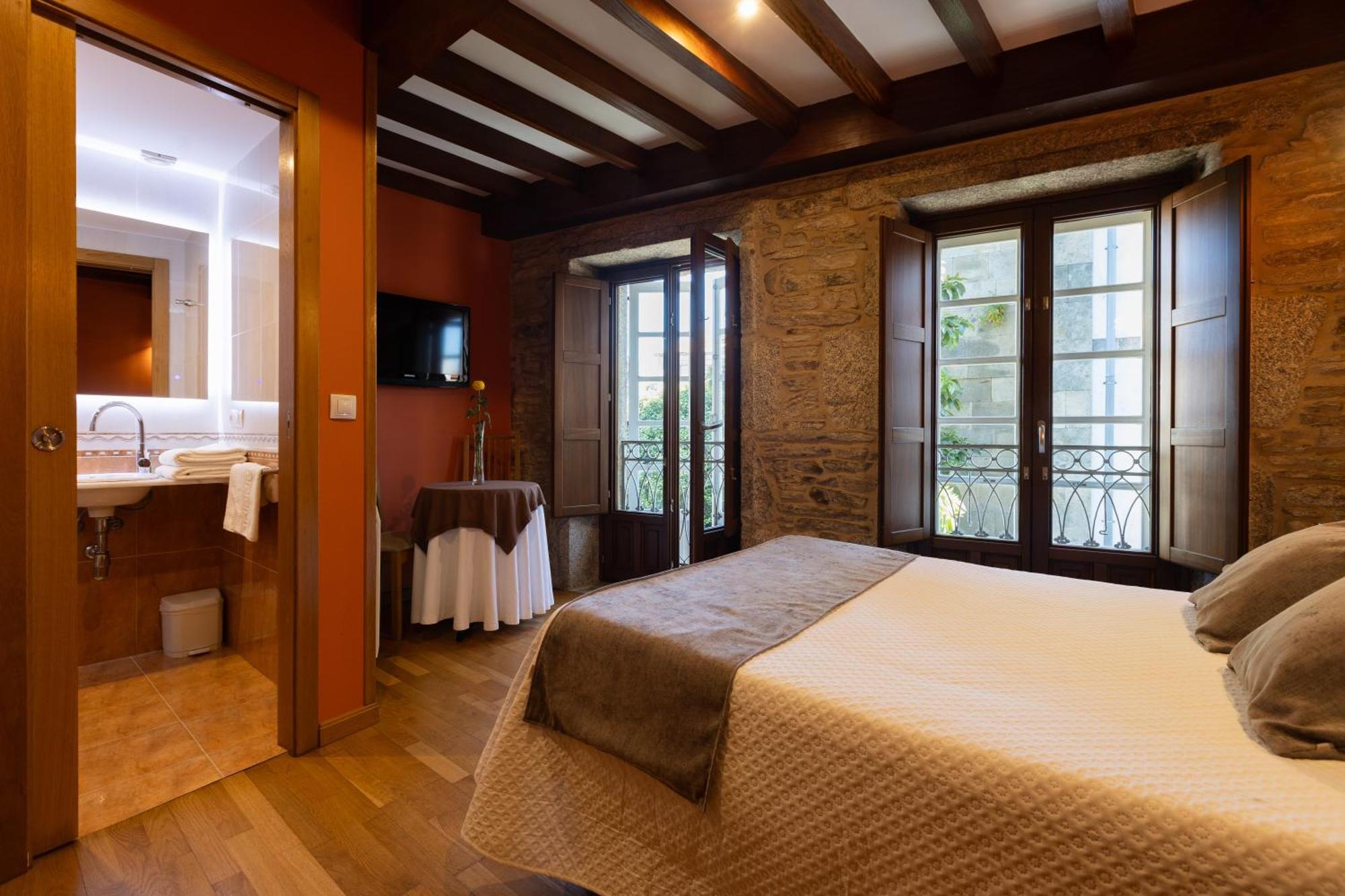 Pr Badalada Hotel Santiago de Compostela Bagian luar foto