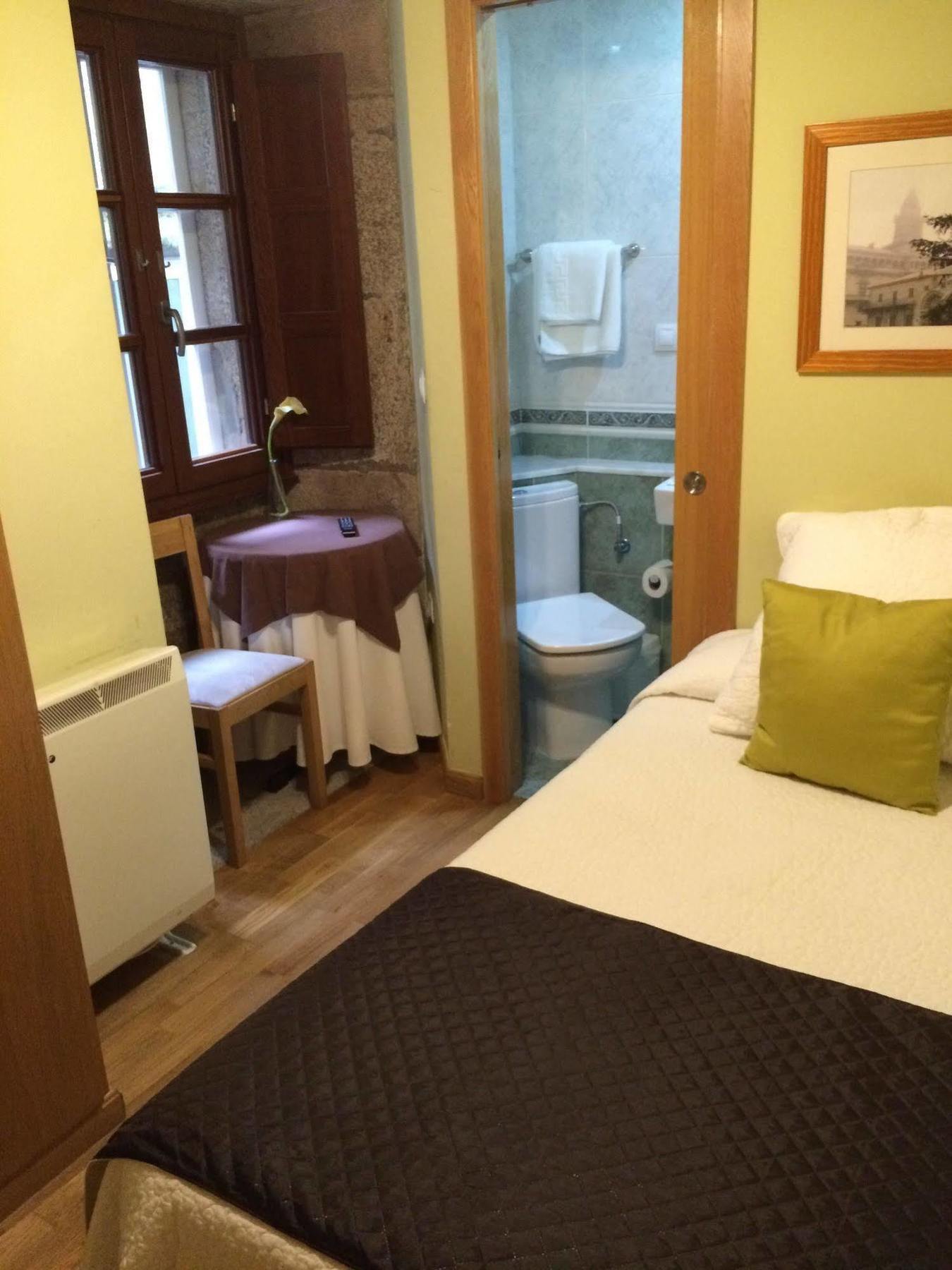Pr Badalada Hotel Santiago de Compostela Bagian luar foto