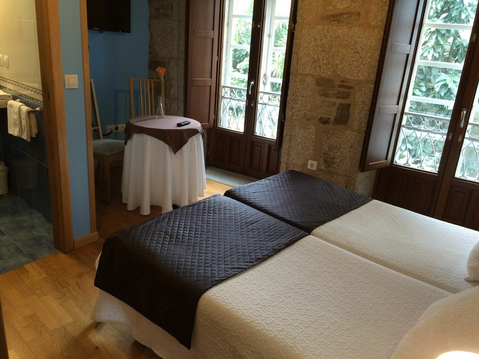 Pr Badalada Hotel Santiago de Compostela Bagian luar foto